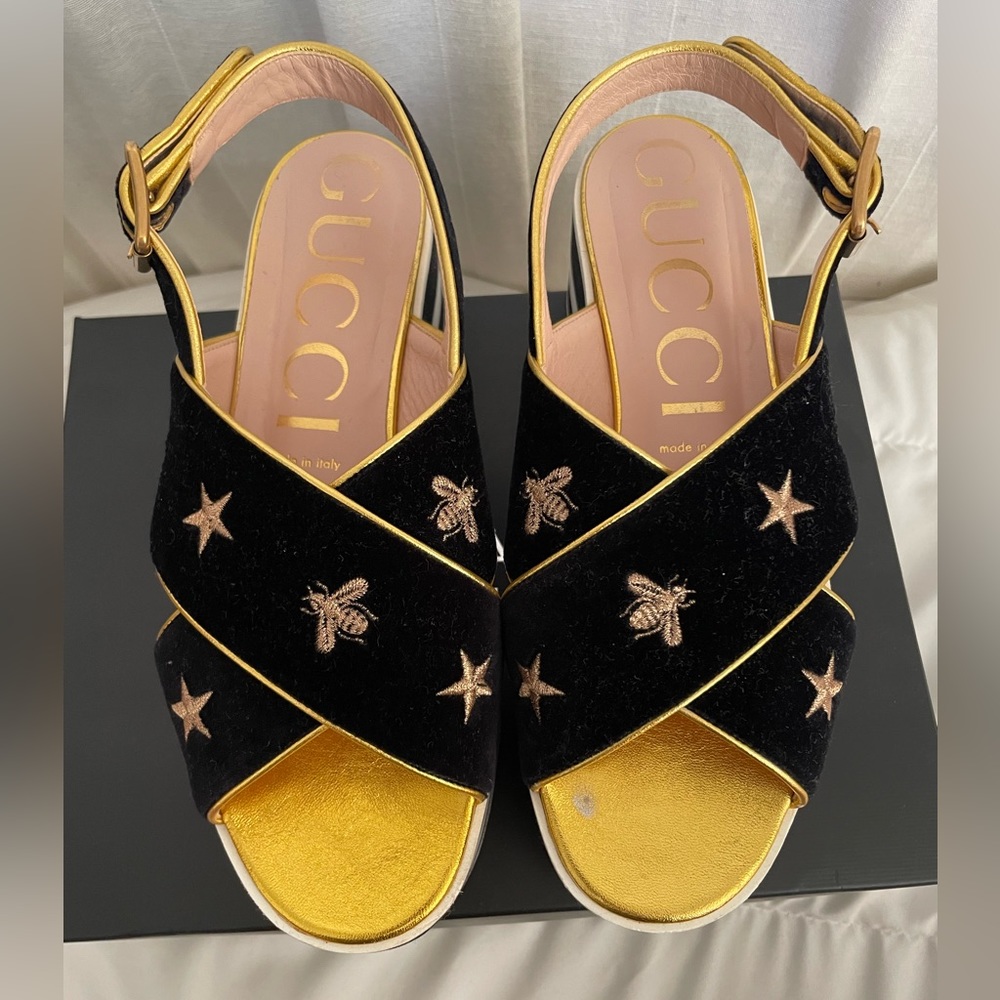 GUCCI Bee Star Platform Sandals